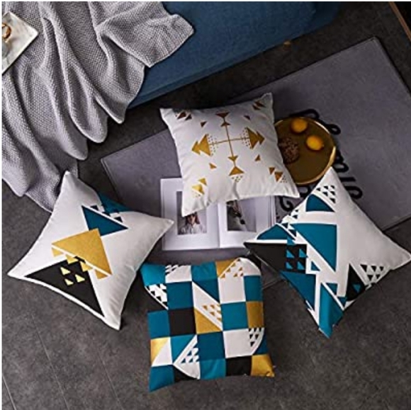 no known brand Accents Set Of 4 0 Cotton Gold Geometric Pillow
